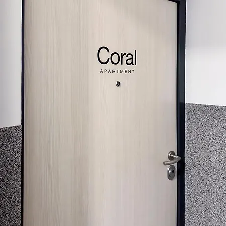 Coral - Old Town 아파트 *